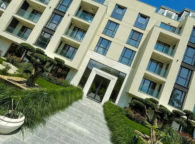 I Helena Premium * Св. Св. Константин и Елена